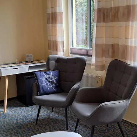 Hotel-pension Zur Mole מלון *