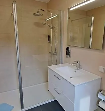 - Zur Mole Hotel *